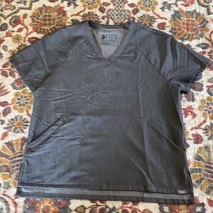 Figs graphite scrub top